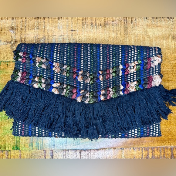 Stella & Dot Handbags - Stella & Dot Black Fabric woven‎ Clutch with Gold Logo